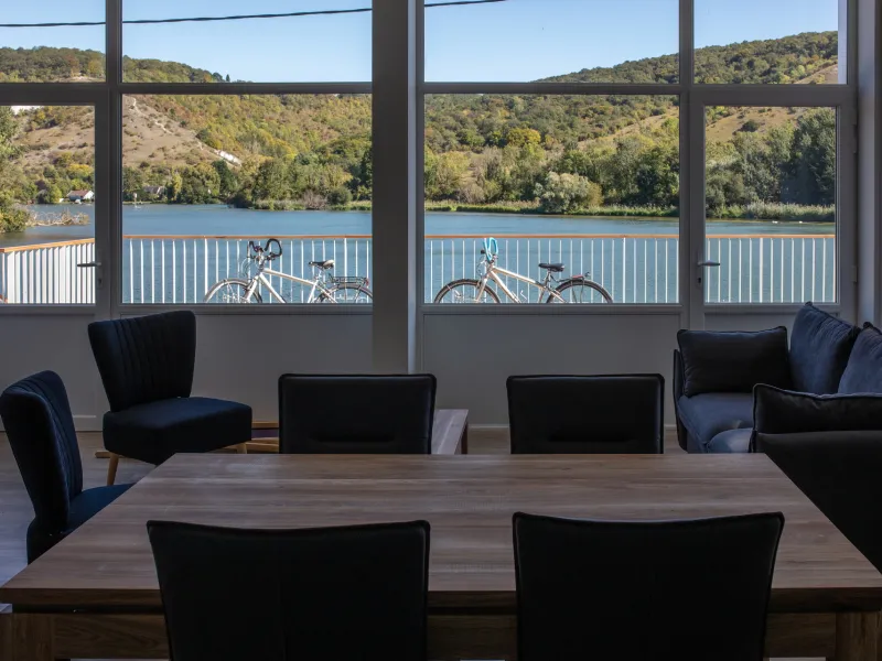 Base de loisirs et étang de Léry-Poses