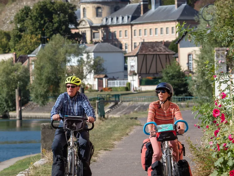Itinérants à vélo le long de la Seine aux Andelys