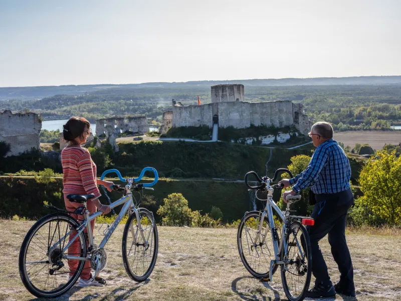 Panorama sur les boucles de la Seine et château Gaillard aux Andelys