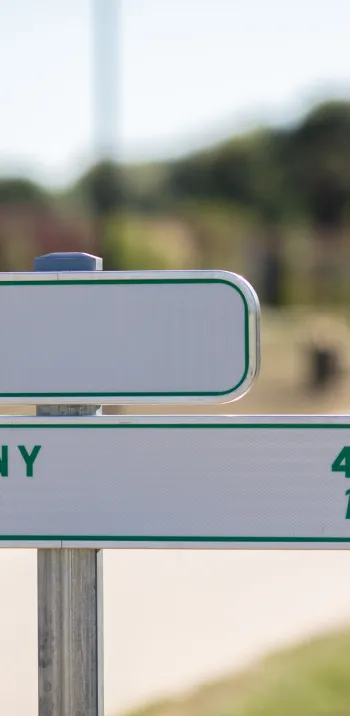 Panneau de signalisation vélo La Seine à Vélo à Giverny