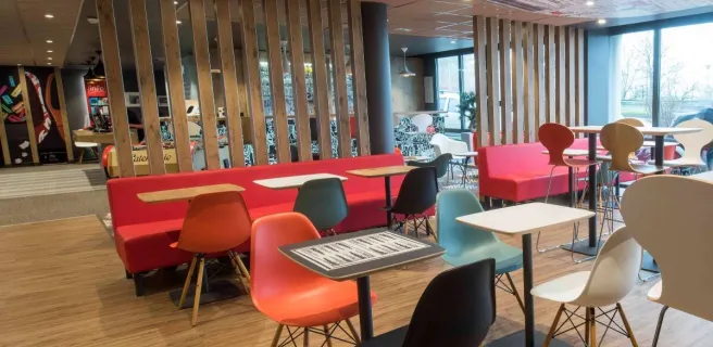 ©IBIS ROUEN CENTRE CHAMP DE MARS